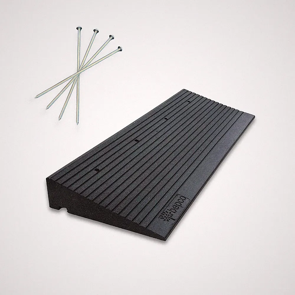 bepco Premium Schwellenrampe - (LxBxH): 100 x 35 x 10cm - aus recyceltem Gummi