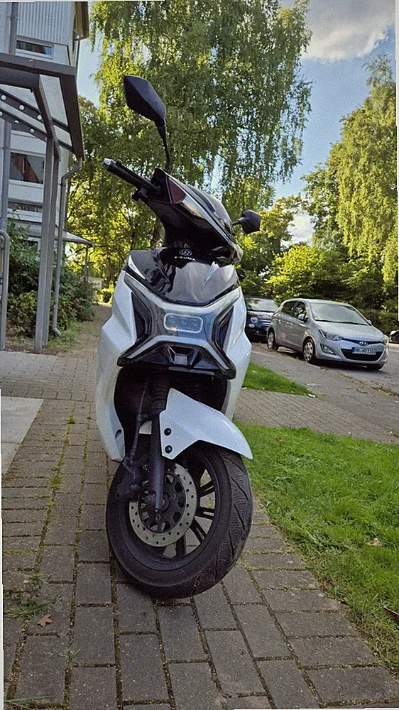 E-Kuma Star Elektro Roller 45 Km/h