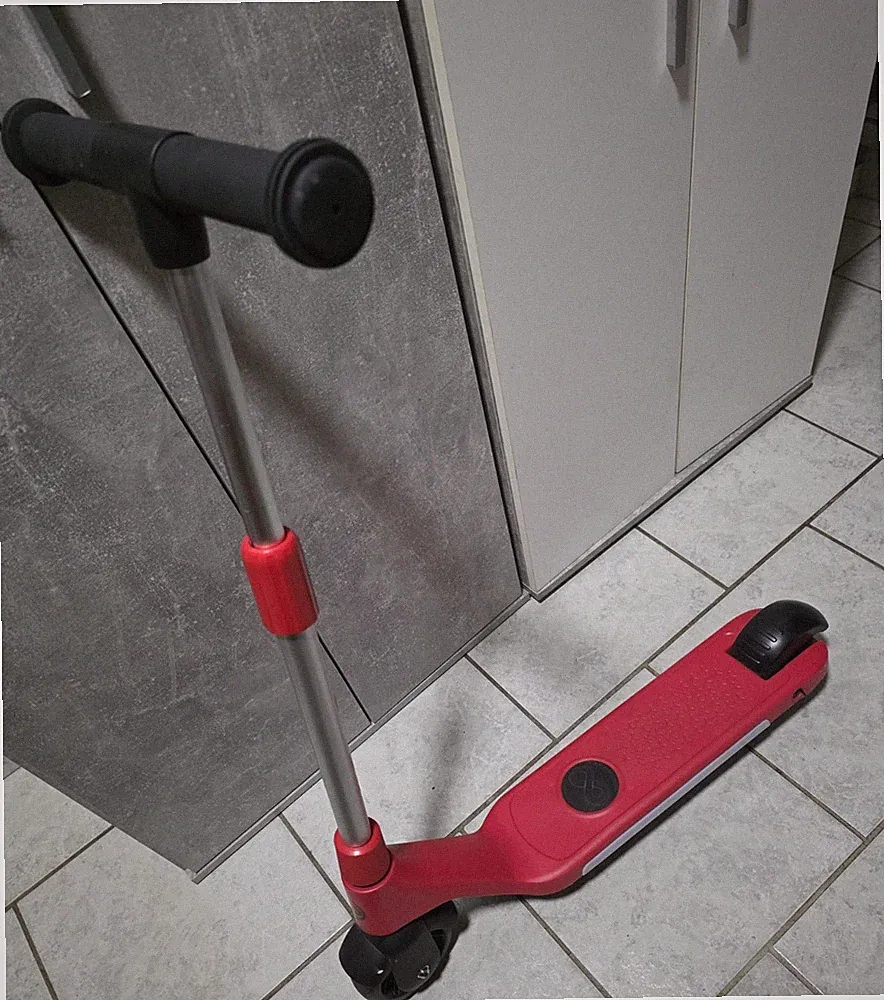 E roller scooter Kinderroller Unisex ab 5 J Rot/Schwarz höhenverstellbar Elektro