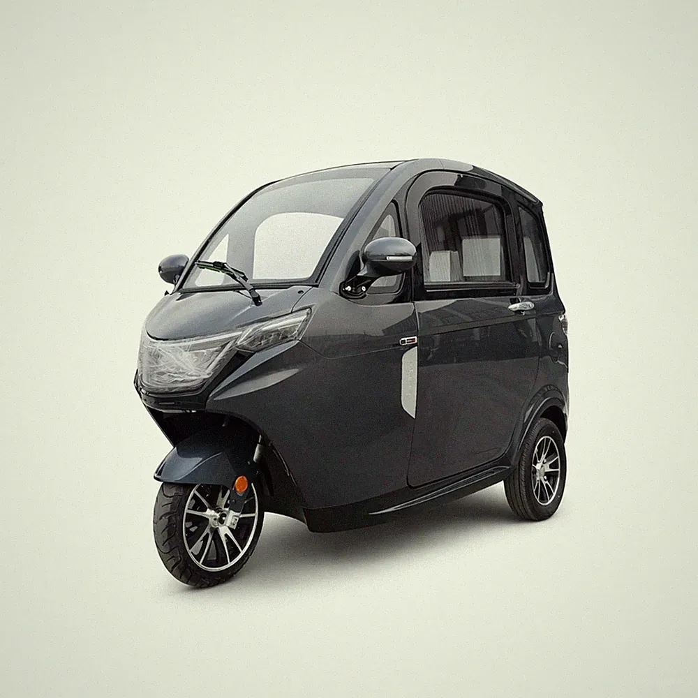 Elektro Kabinenroller Dreirad MopedAuto Urban Hopper Cabin Pro 45 kmh 1500W 60km
