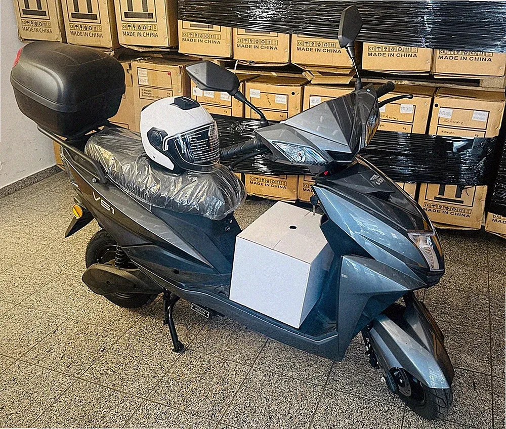 Elektro Scooter mit Straßenzulassung City Roller 60V 20AH 1500W Volta VS1 Bundle