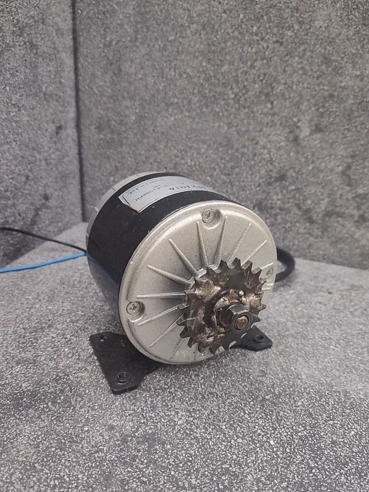 Elektroroller Motor DC MY1016 mit großem Ritzel 250W / 36V