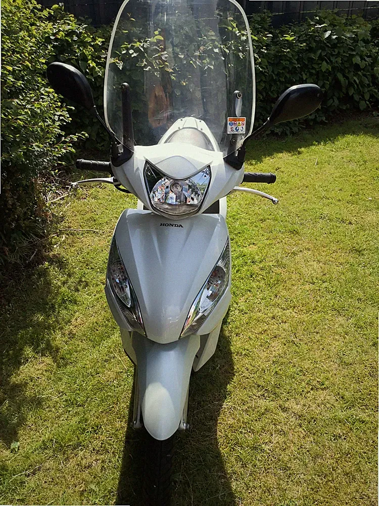 HONDA NSC 50 VISION (49 ccm, 45 km/h)