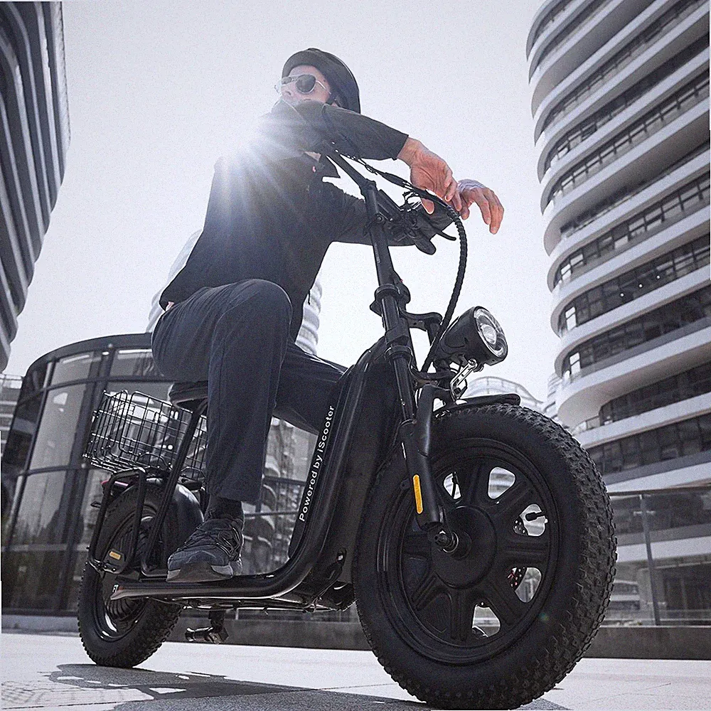 iScooter F7 1000W Elektroroller mit APP 16'' Off-Road E-Scooter 45km/h bis 150KG