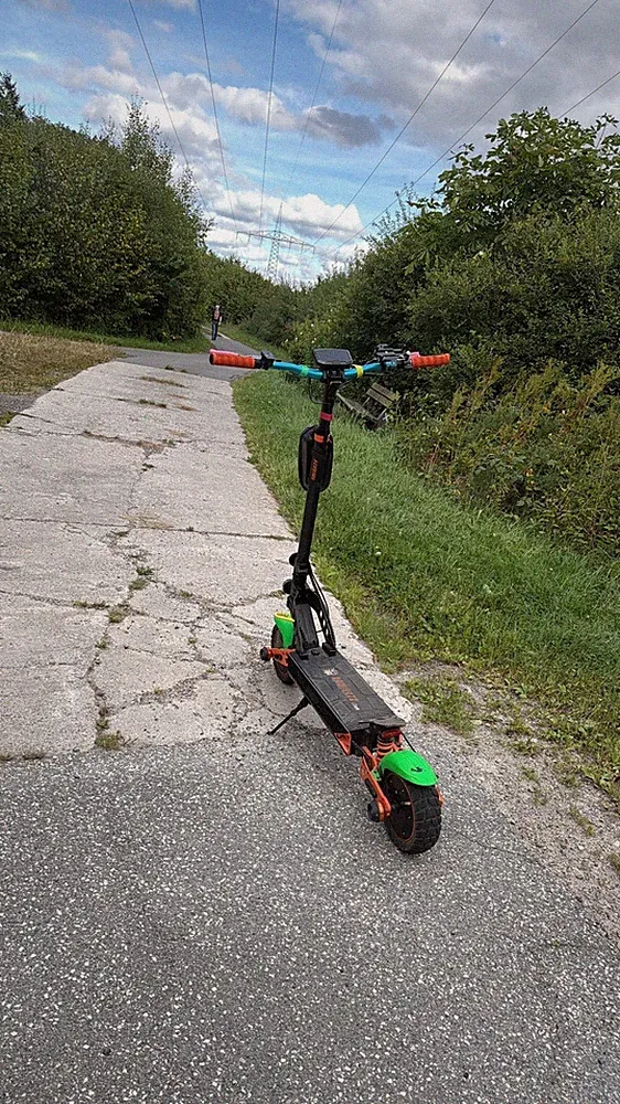 Kamikaze K1 Max EU Elektroroller, 80 km Reichweite, 20 Ah 52 V Batterie, 2 x 100