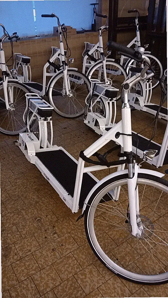 Lopifit. E -Bike / Elektrofahrrad mit Laufband, Leihrad. Kein Roller.