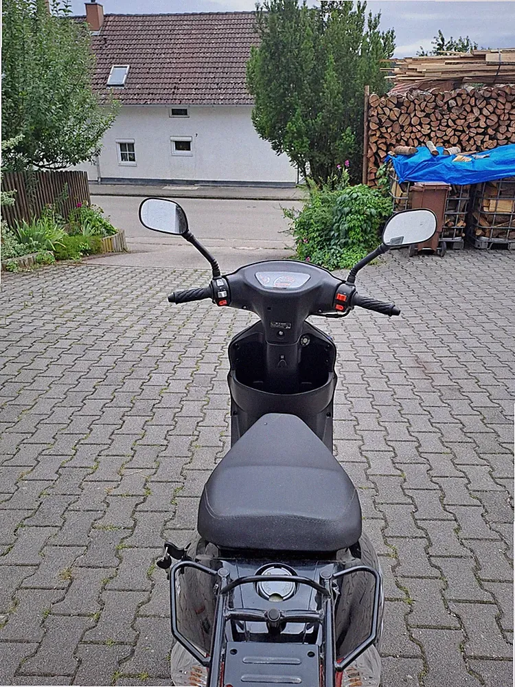 Motorroller 50ccm 45km/h