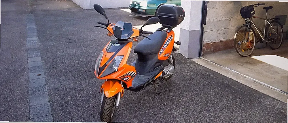 Motorroller Generic Race GT 50 / ATU - 45 km/h