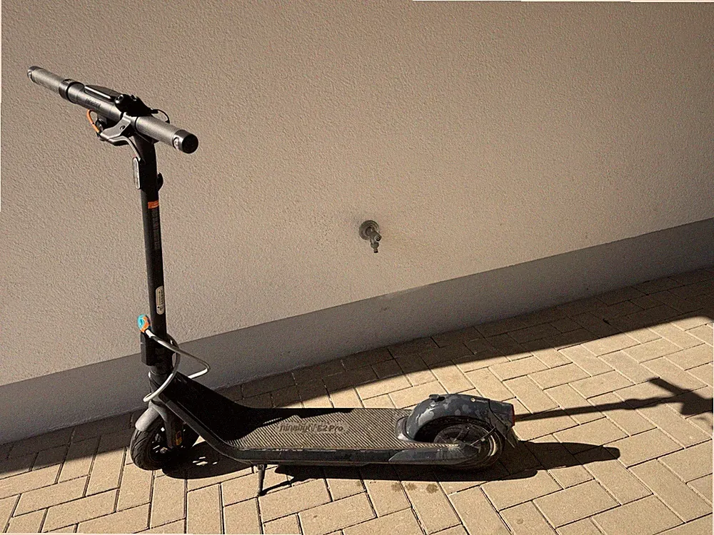 Ninebot by Segway F25E II Elektro-Roller Kickscooter E-Scooter faltbar 25 km/h