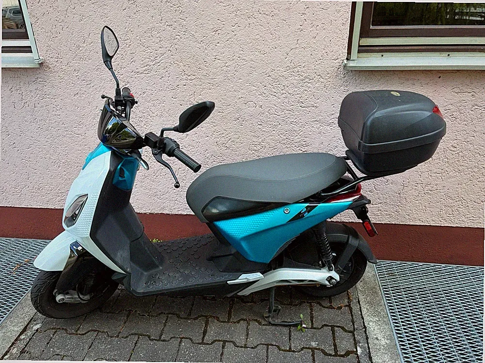 Piaggio One Plus E5 Long Range 45 km/h (PMP) Elektroroller