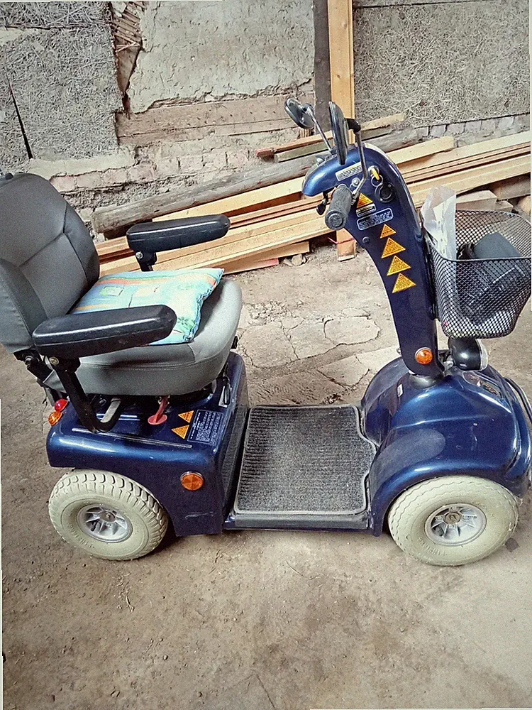 SENIOREN-MOBIL Elektro-Roller 4-Rad