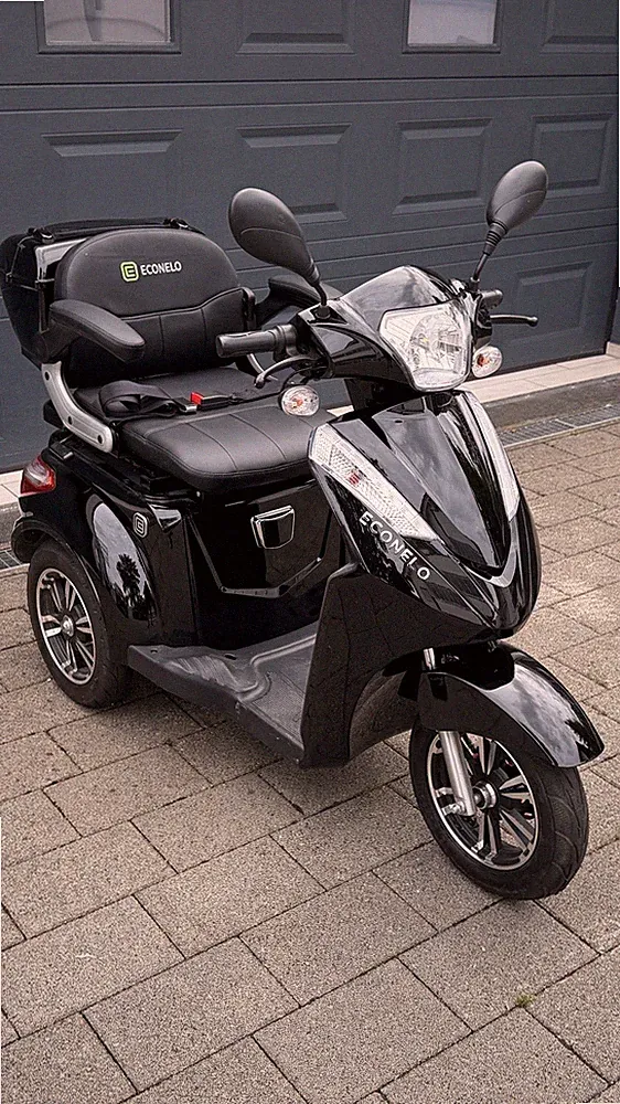 Seniorenmobil ECONELO S1000 E-Dreiradroller 41 km