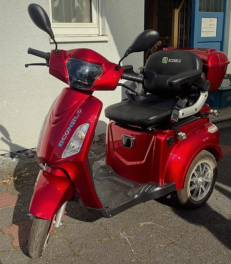Seniorenroller, E-Dreiradroller, Seniorenmobil, so gut wie neu nur ca. 550 km